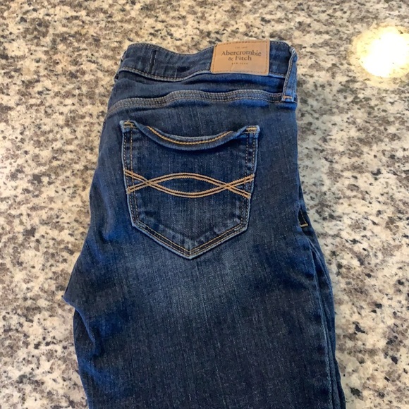 Bootcut Jean - Picture 4 of 4